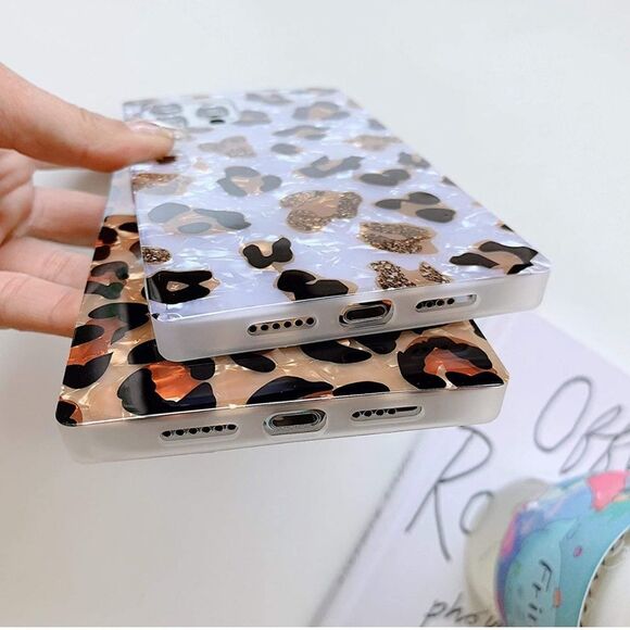 NWT White Leopard Print Iridescent Iphone 12 Max Pro Phone Case - Picture 4 of 5